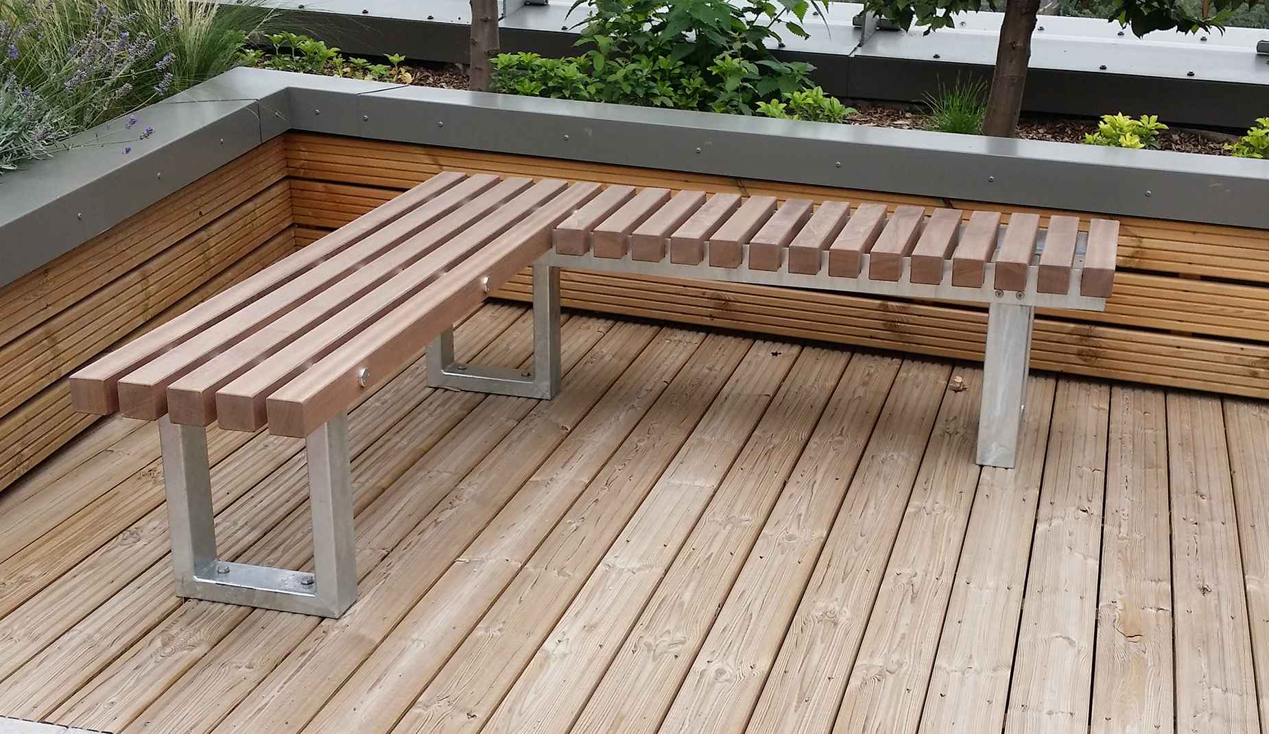 Tord bench in hardwood Factory Furniture