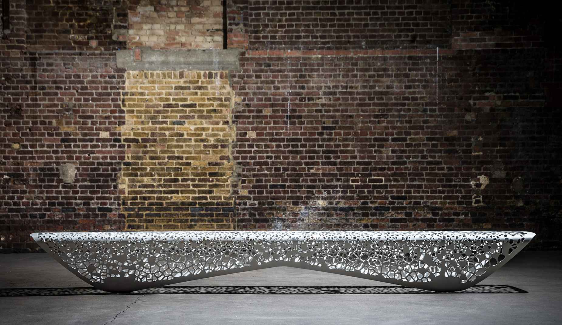 OSSO bench in metal Factory Furniture