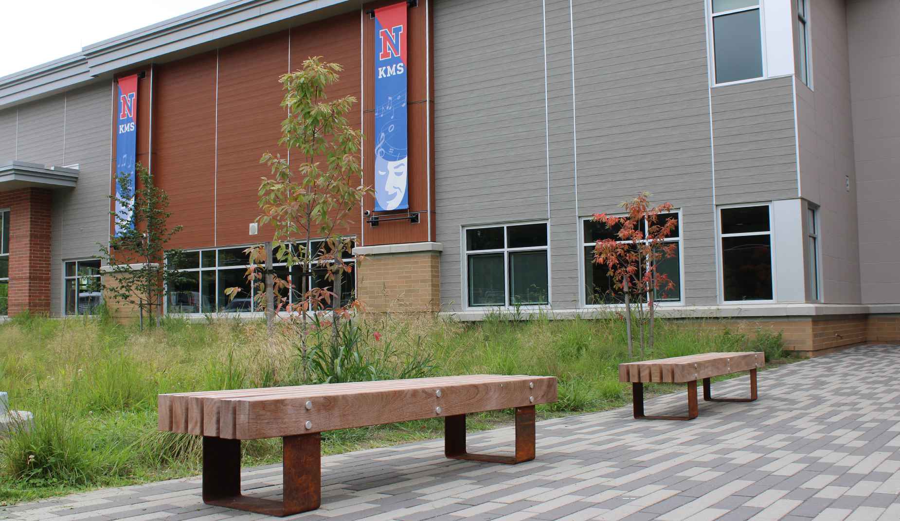 Quay bench in hardwood Factory Furniture