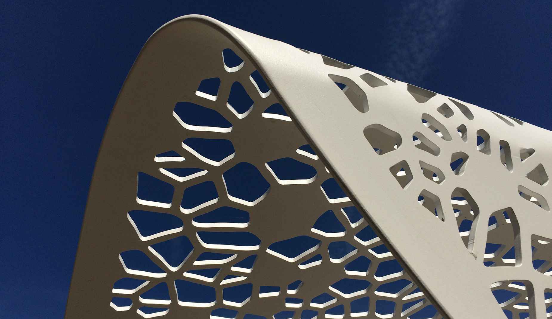 OSSO bench in metal Factory Furniture
