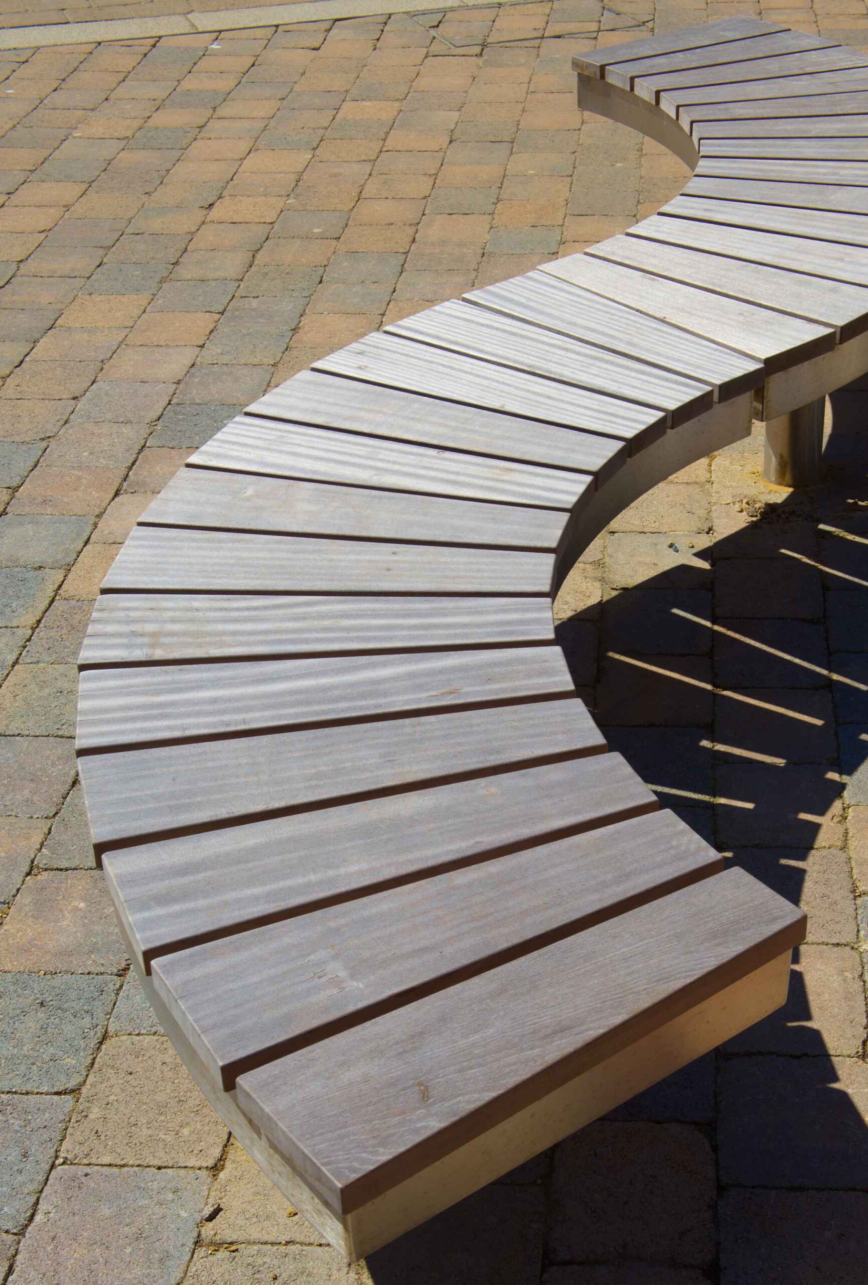 Chronos bench in hardwood Factory Furniture