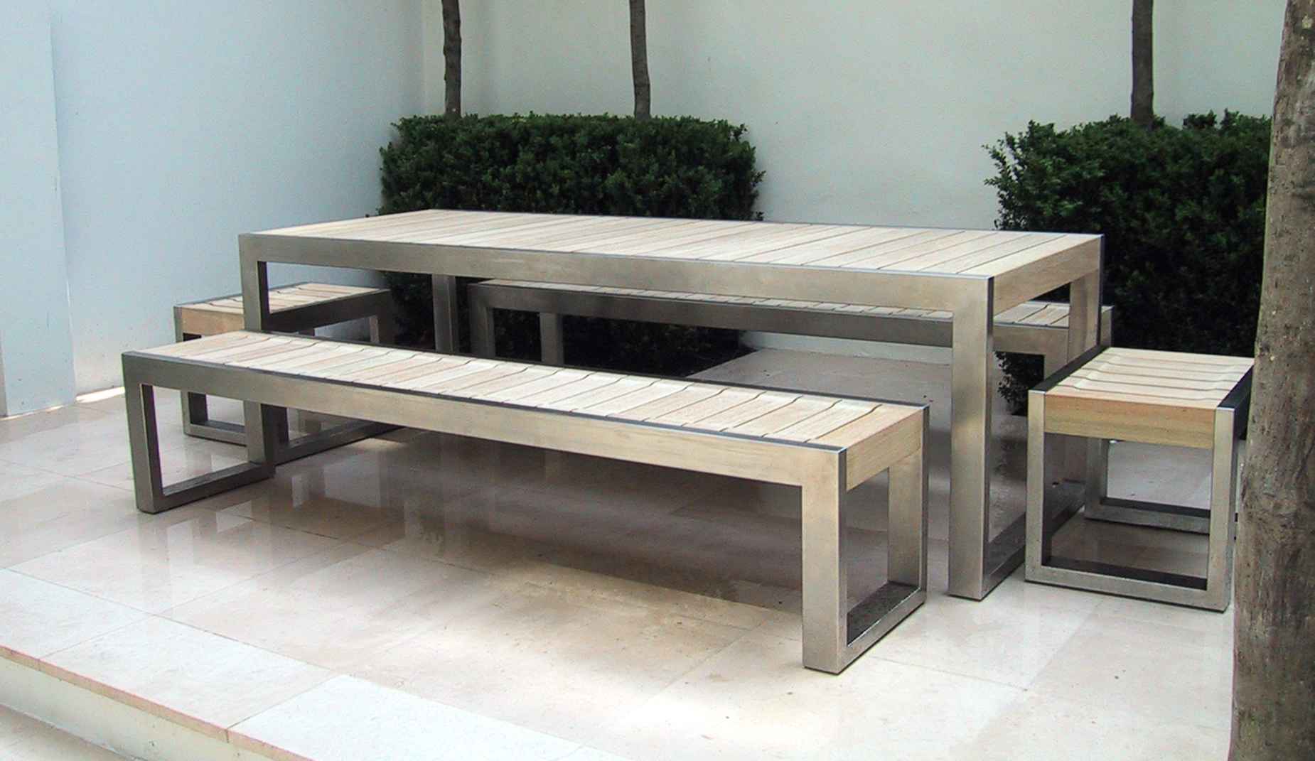 SKOP bench in hardwood Factory Furniture