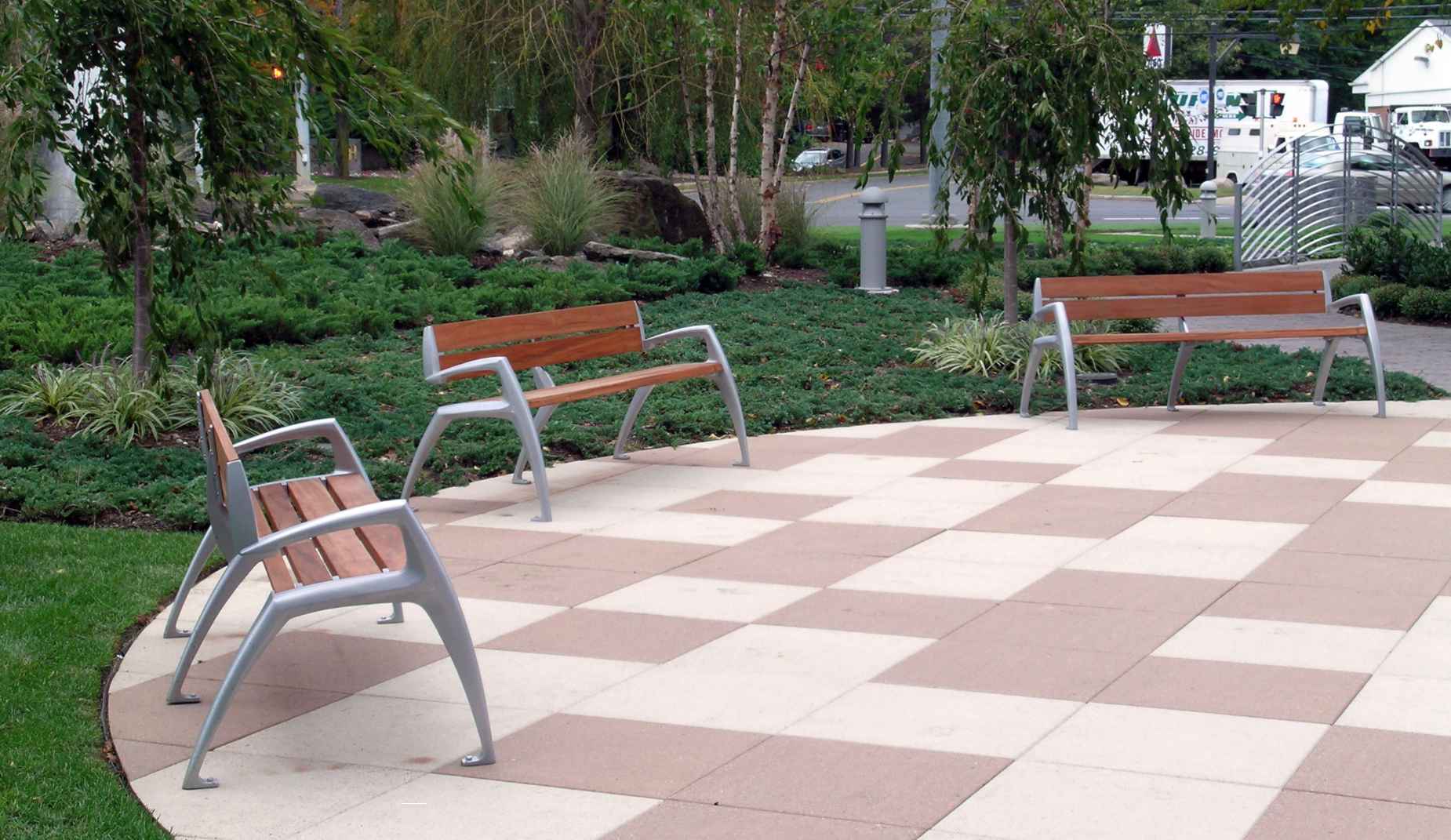 Mantis bench in hardwood Factory Furniture