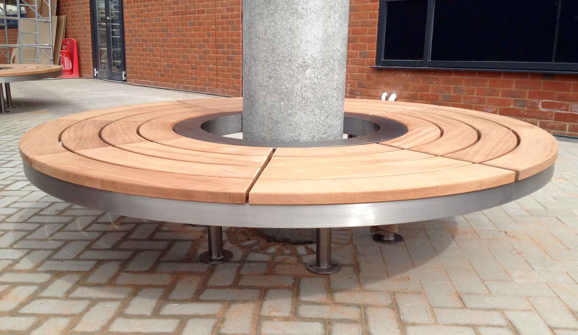OH bench in hardwood Factory Furniture