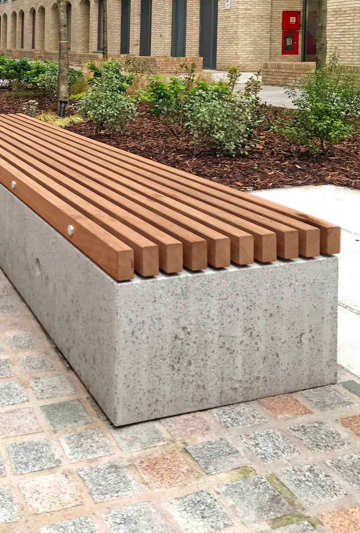 Soca bench in concrete Factory Furniture