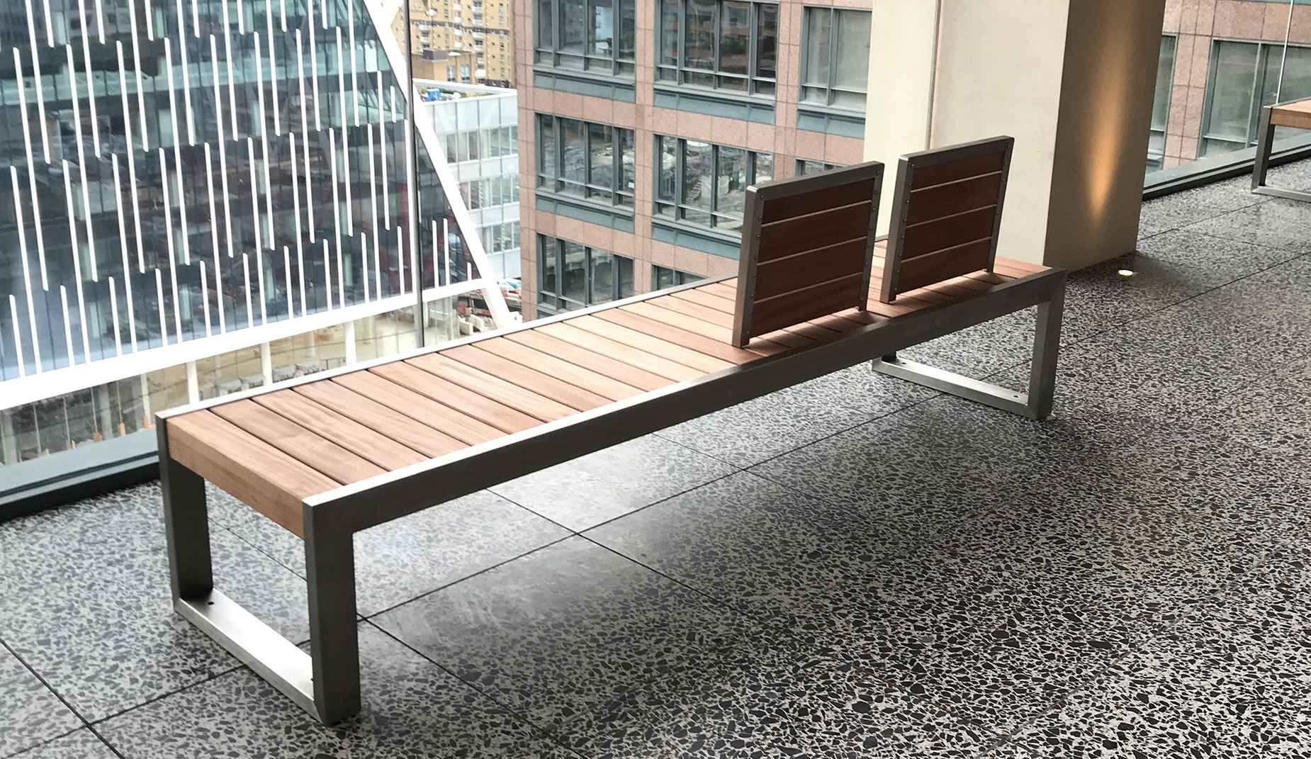 SKOP seat in hardwood Factory Furniture