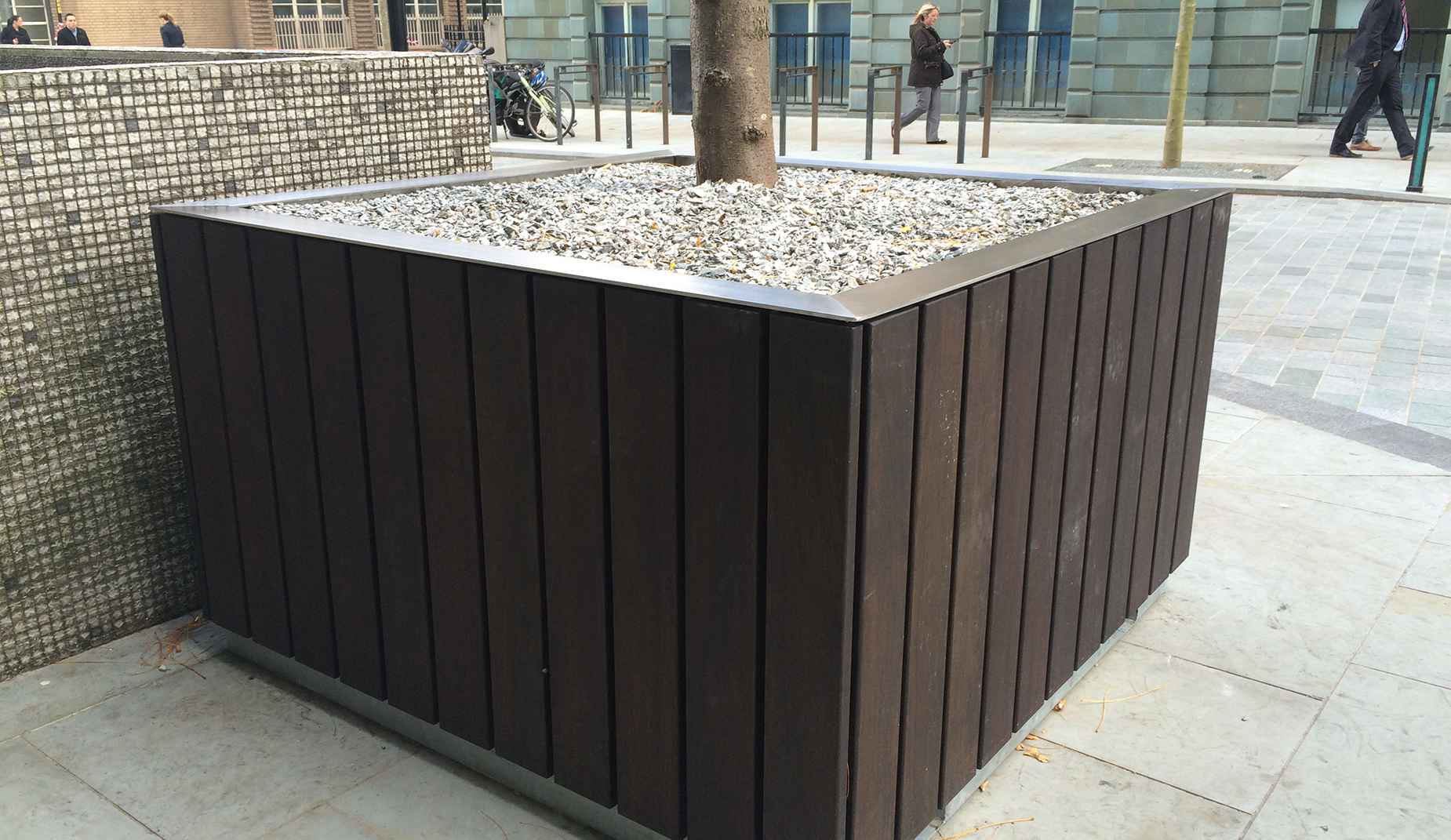 Tree Planter in hardwood Factory Furniture