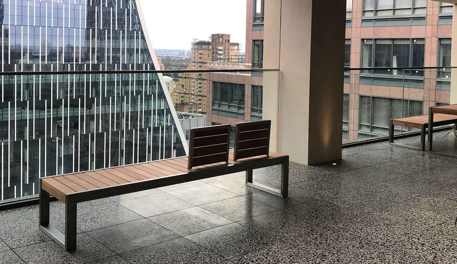 SKOP seat in hardwood Factory Furniture