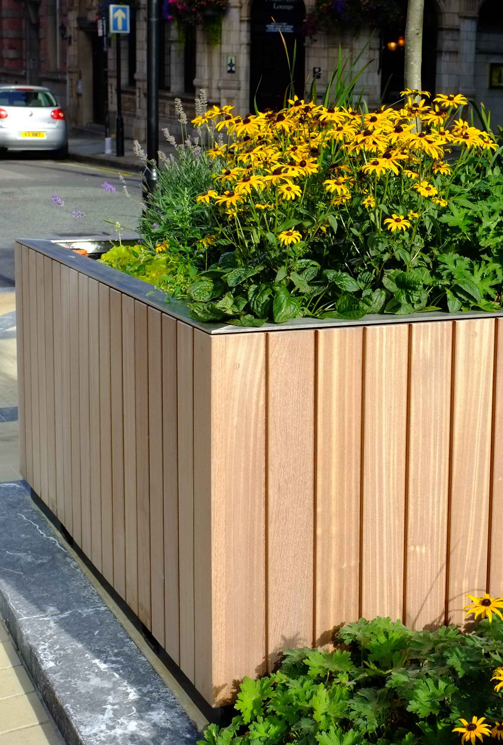 Tree Planter in hardwood Factory Furniture