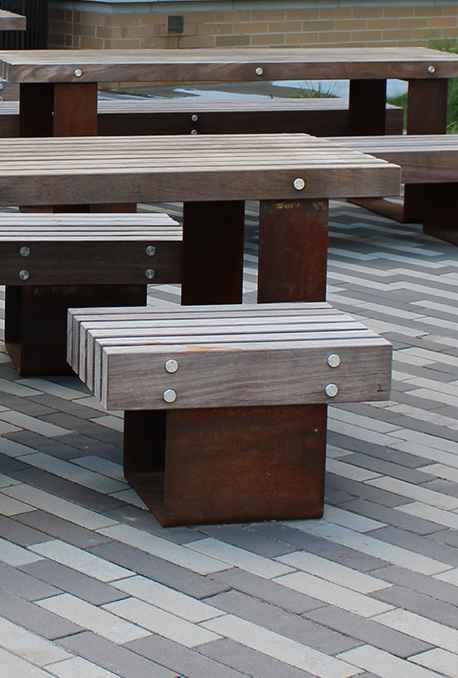 Quay stool in hardwood Factory Furniture
