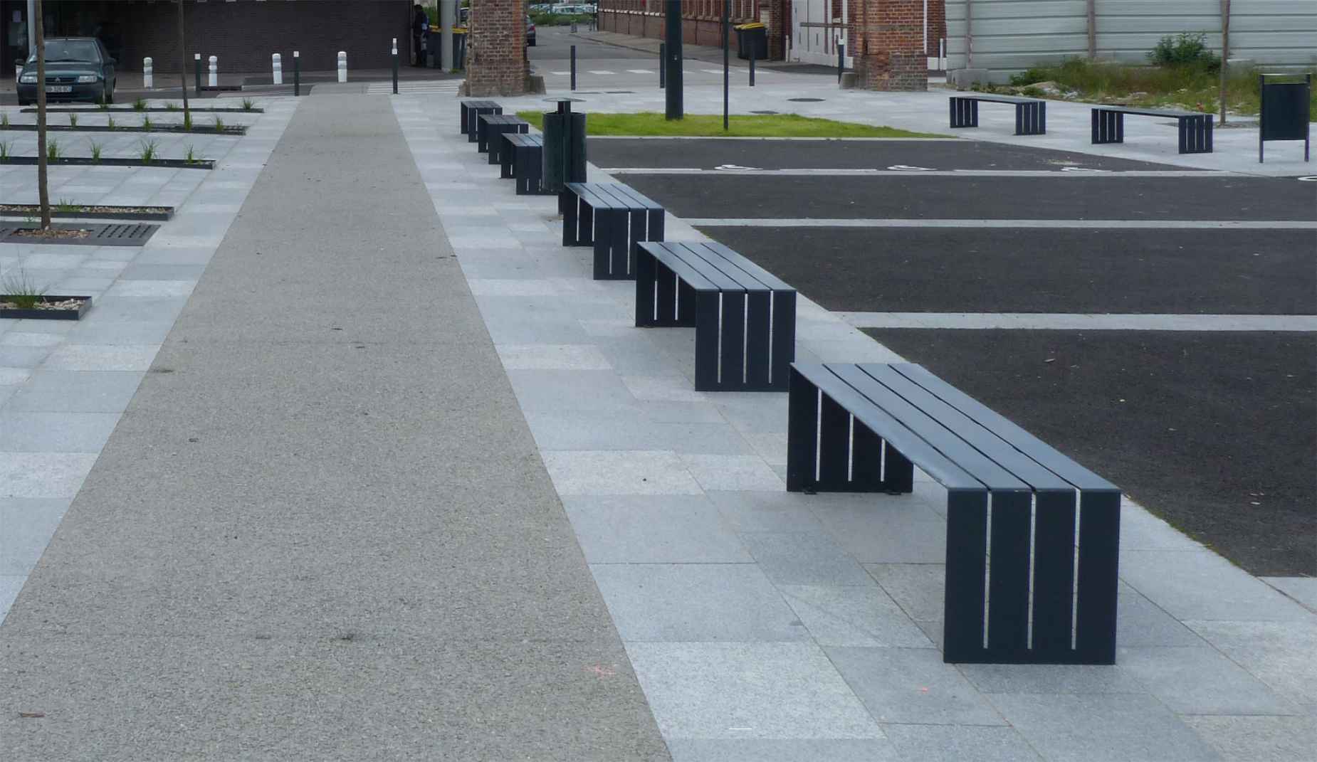 Bloc bench in steel Factory Furniture