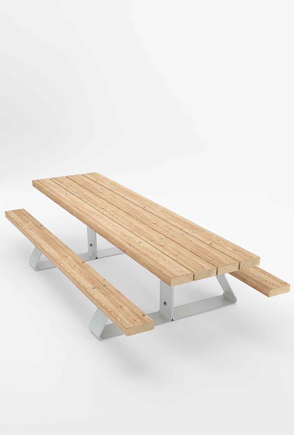 Pik free standing picnic table in hardwood Factory Furniture