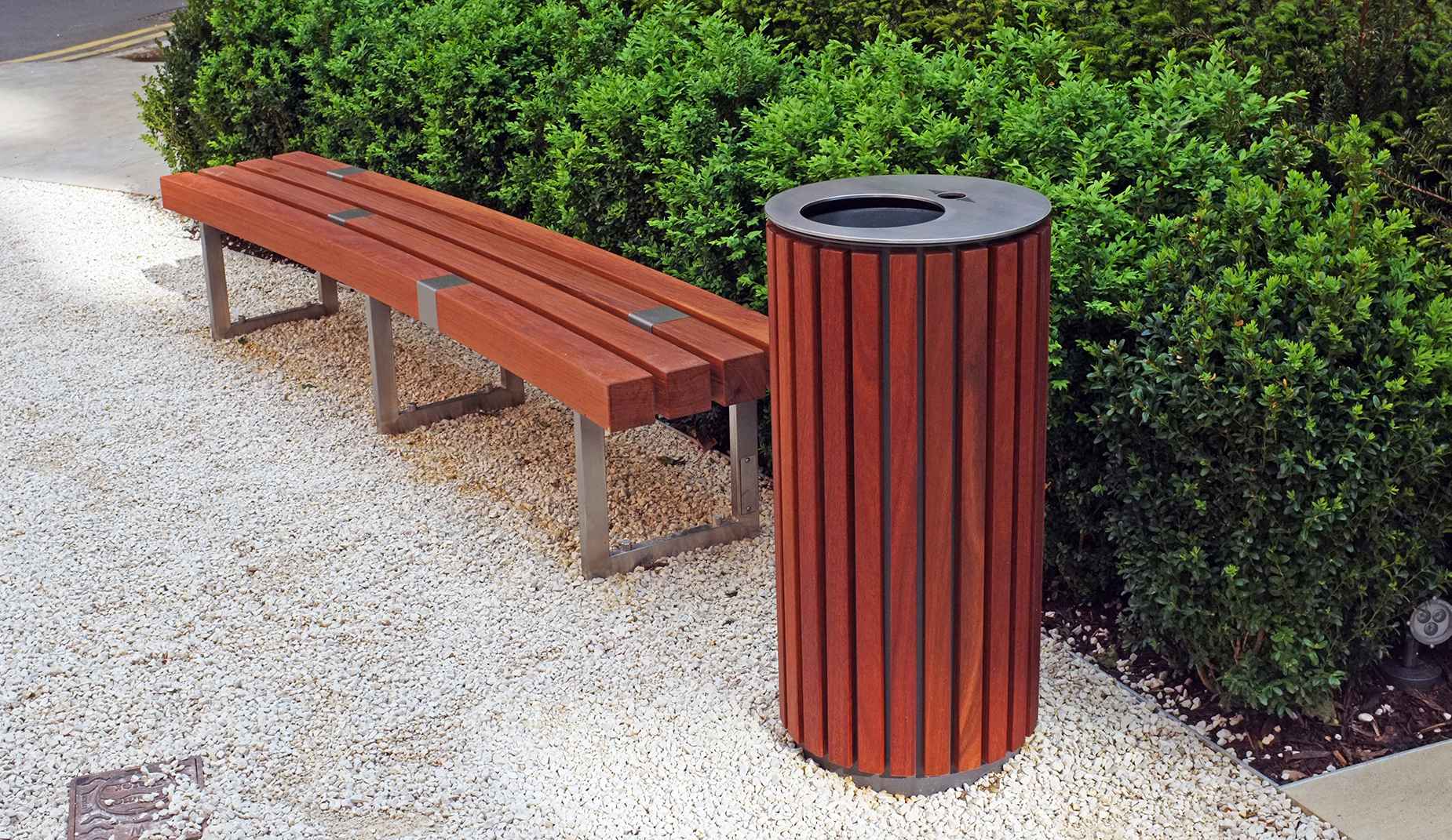 Boort bin in hardwood Factory Furniture