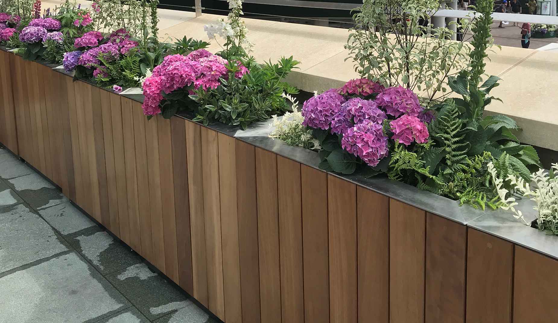 Tree Planter in hardwood Factory Furniture