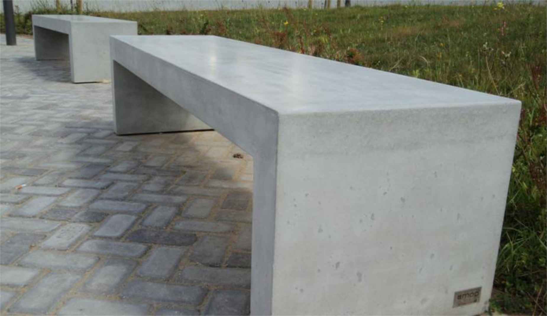 Bloc bench in Concrete Factory Furniture