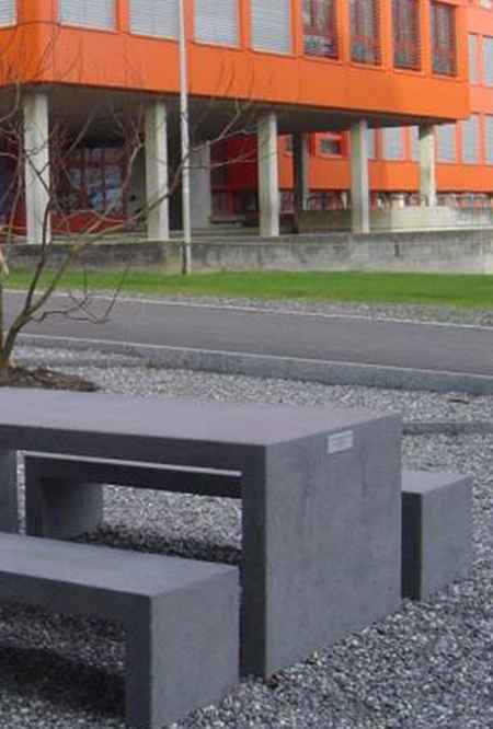 Bloc table in concrete Factory Furniture
