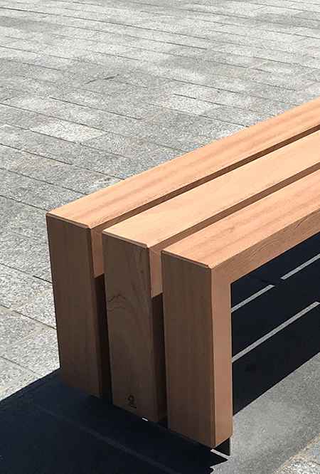 Bloc bench in hardwood Factory Furniture